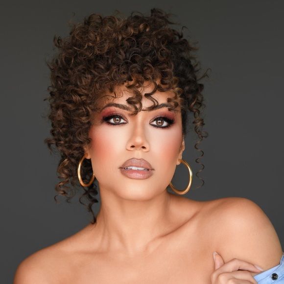 Meet your Posher, Samantha - Picture 5 of 8